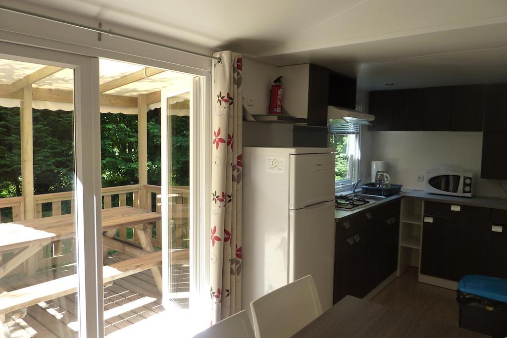 Camping Le Rey Louvie Juzon Номер фото
