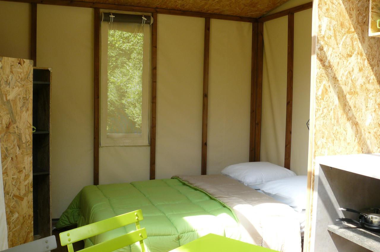 Camping Le Rey Louvie Juzon Екстер'єр фото