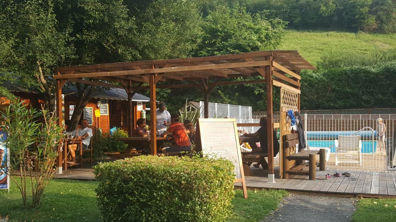 Camping Le Rey Louvie Juzon Екстер'єр фото