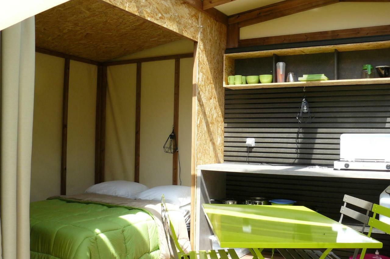 Camping Le Rey Louvie Juzon Екстер'єр фото